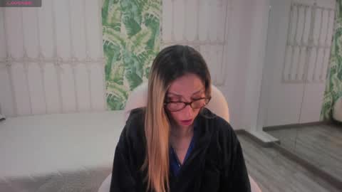 Scarlett online show from April 19, 11:53 am