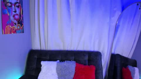 Snapshot of scarlett__durand chatting on October 25, 11:40 am scarlett__durand online show from October 25, 11:40 am