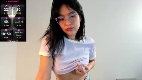 Scarlett Blunt online show from August 4, 1:25 pm