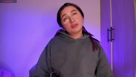 SCARLETT COLLINS online show from February 13, 6:42 am