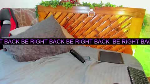 Snapshot of scarlett_diaz17 chatting on January 8, 3:17 pm Mariana online show from January 8, 3:17 pm