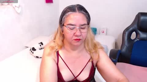 Scarlett  online show from January 26, 11:39 pm