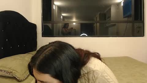 Scarlett and Jazmin online show from January 18, 3:53 am