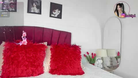 Snapshot of scarlett_jank chatting on May 19, 7:53 pm scarlett_jank online show from May 19, 7:53 pm