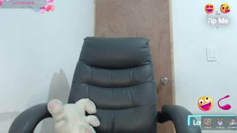 Scarlett online show from November 26, 2:40 pm