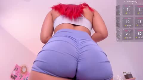 Snapshot of scarlett_morgan_ chatting on February 18, 8:03 pm Scarlett Morgan online show from February 18, 8:03 pm