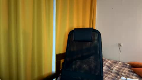 Snapshot of scarlett_mur chatting on June 6, 1:43 am Scarlett online show from June 6, 1:43 am