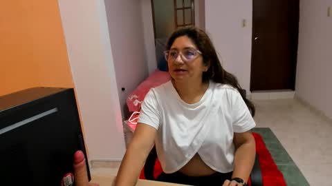 Snapshot of scarlett_mystic chatting on October 14, 1:56 pm Scarlett online show from October 14, 1:56 pm