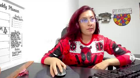 Snapshot of scarlett_sen chatting on December 24, 6:28 pm Mistress Scarlett online show from December 24, 6:28 pm