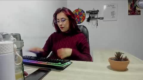 Snapshot of scarlett_sen chatting on March 10, 1:10 pm Mistress Scarlett online show from March 10, 1:10 pm