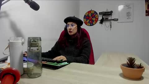 Snapshot of scarlett_sen chatting on March 12, 4:24 pm Mistress Scarlett online show from March 12, 4:24 pm