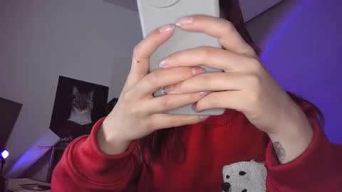 Snapshot of scarlett_sen chatting on September 29, 2:22 pm Mistress Scarlett online show from September 29, 2:22 pm