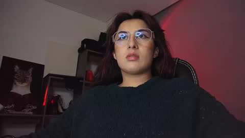 Snapshot of scarlett_sen chatting on September 30, 2:55 pm Mistress Scarlett online show from September 30, 2:55 pm