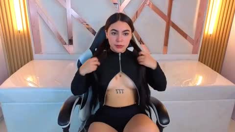 Scarlett online show from September 23, 1:47 pm