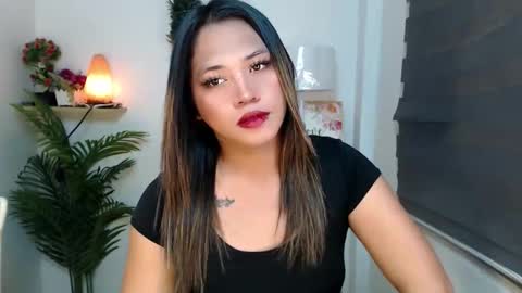 Snapshot of scarlett_sofia69 chatting on September 18, 10:39 am    online show from September 18, 10:39 am
