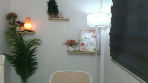 Snapshot of scarlett_sofia69 chatting on October 4, 4:54 am    online show from October 4, 4:54 am