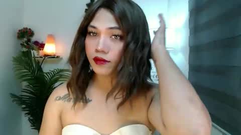 Snapshot of scarlett_sofia69 chatting on October 22, 10:48 am    online show from October 22, 10:48 am