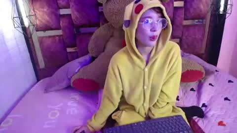 Snapshot of scarlett_squerit chatting on July 29, 5:55 pm scarlett_squerit online show from July 29, 5:55 pm