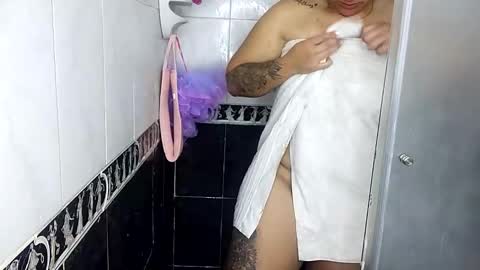 scarlett_tommy online show from December 13, 8:37 pm