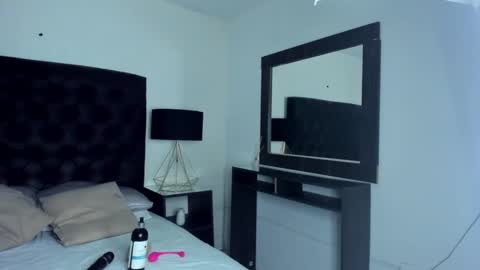 Snapshot of scarlette_15 chatting on March 8, 1:47 pm Scarlette online show from March 8, 1:47 pm