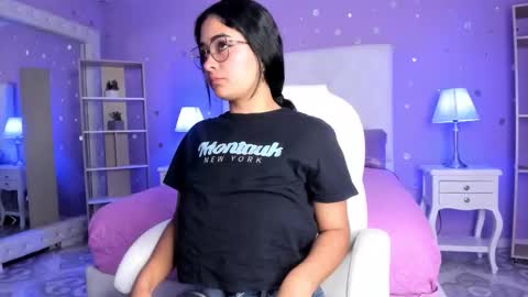 Snapshot of scarlette_15 chatting on September 30, 3:22 am Scarlette online show from September 30, 3:22 am