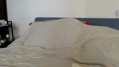 Scarlett online show from April 30, 2:12 pm