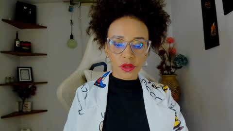 Snapshot of scarlettmalbec chatting on January 9, 11:24 pm Scarlett online show from January 9, 11:24 pm