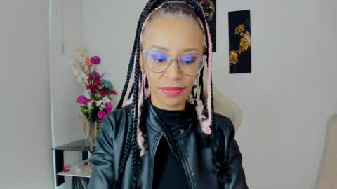Snapshot of scarlettmalbec chatting on February 6, 10:10 pm Scarlett online show from February 6, 10:10 pm