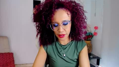 Snapshot of scarlettmalbec chatting on September 13, 9:36 pm Scarlett online show from September 13, 9:36 pm
