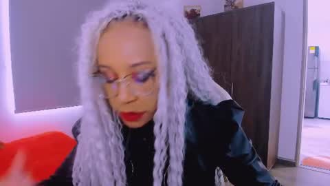 Scarlett online show from July 11, 8:55 pm