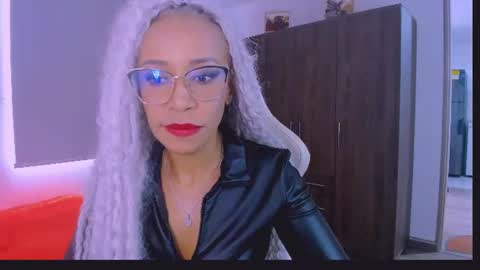 Scarlett online show from July 23, 8:40 pm