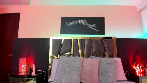 scarlettorres online show from October 15, 6:30 pm