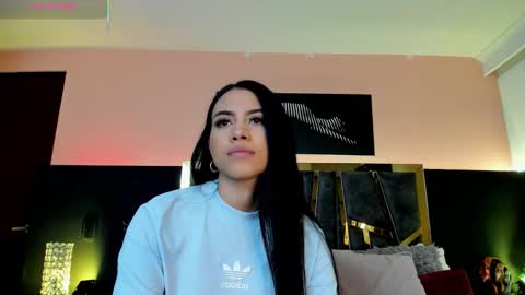 scarlettorres online show from January 6, 6:33 pm