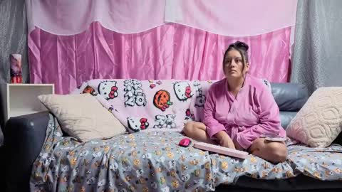 scarlettrose_86 online show from October 19, 2:12 am