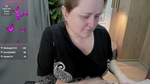 Scarlett online show from December 10, 12:05 pm