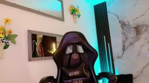 Snapshot of scarlettt_jones chatting on July 26, 5:42 pm scarlettt_jones online show from July 26, 5:42 pm