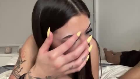 Snapshot of scarlettvle chatting on May 5, 12:51 am Scarlett online show from May 5, 12:51 am
