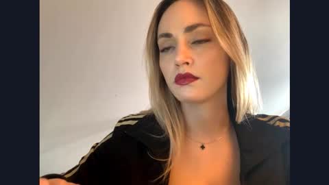 ScarlettxBlonde online show from March 28, 3:11 pm