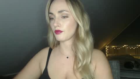 ScarlettxBlonde online show from June 2, 7:27 pm
