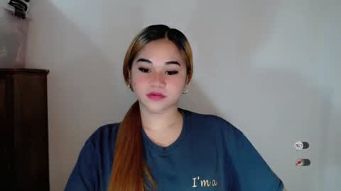 Snapshot of scarletvamp chatting on November 11, 2:00 am scarletvamp online show from November 11, 2:00 am