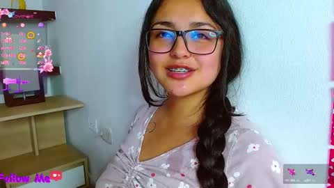 scarllet online show from February 20, 3:19 pm