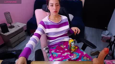 Snapshot of scarllett_bdsm chatting on February 2, 9:30 am Scarllett online show from February 2, 9:30 am