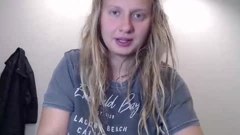 ScarTit Bernhard online show from April 21, 2:15 am