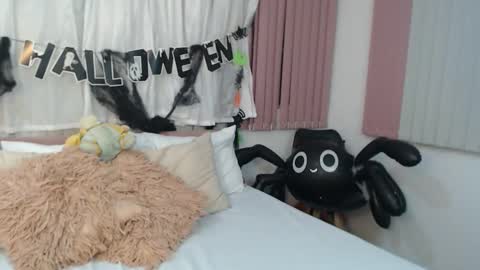 SCARLET online show from October 28, 5:33 am