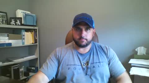 Snapshot of schlu1dm chatting on July 28, 6:20 pm schlu1dm online show from July 28, 6:20 pm
