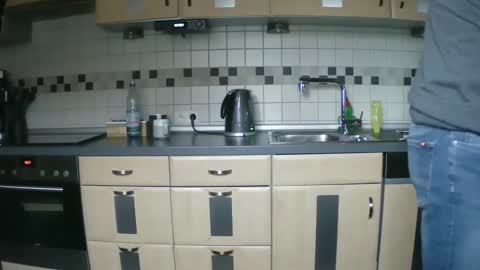 Fritz Schluepper online show from December 21, 9:55 am