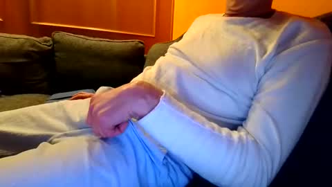 schmuhbaer1 online show from March 3, 8:59 pm