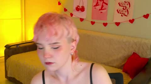 Snapshot of school_love chatting on September 26, 12:42 pm Rina online show from September 26, 12:42 pm