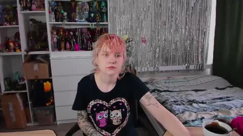 Rina online show from March 27, 7:03 am