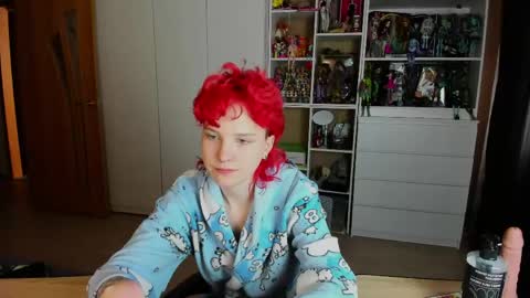 Snapshot of school_love chatting on April 26, 7:28 am Rina online show from April 26, 7:28 am